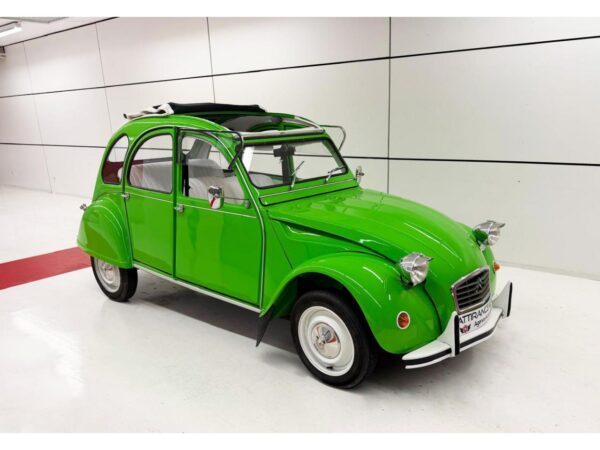 CITROEN 2CV BERLINE .