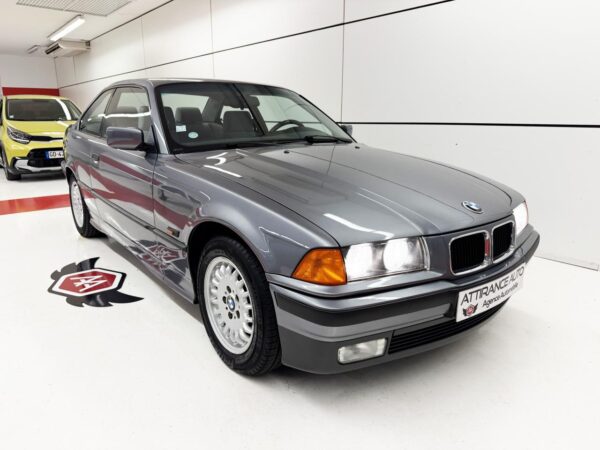 BMW SERIE 3 320i Coupé E36 1er Main !