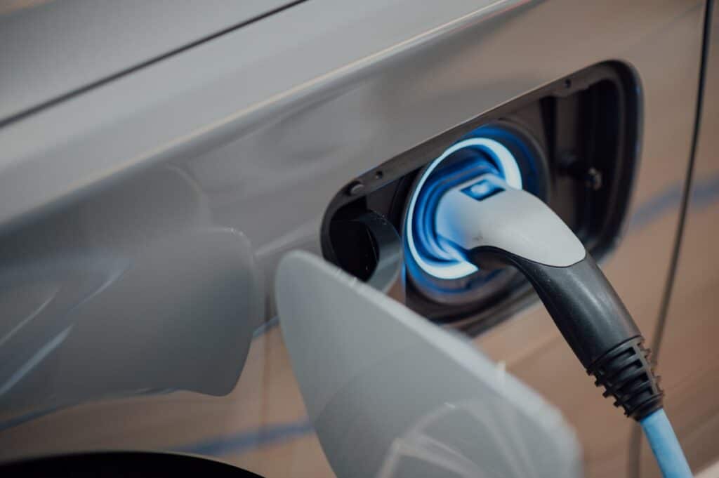 Volkswagen ID. Cross 2026 : SUV électrique compact en charge