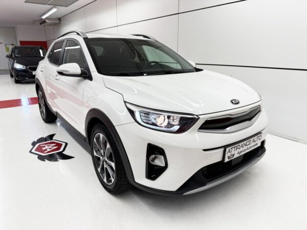 KIA STONIC 1.0 T-GDi 120 ch ISG BVM6 Premium 2020 - photo 1 sur 47